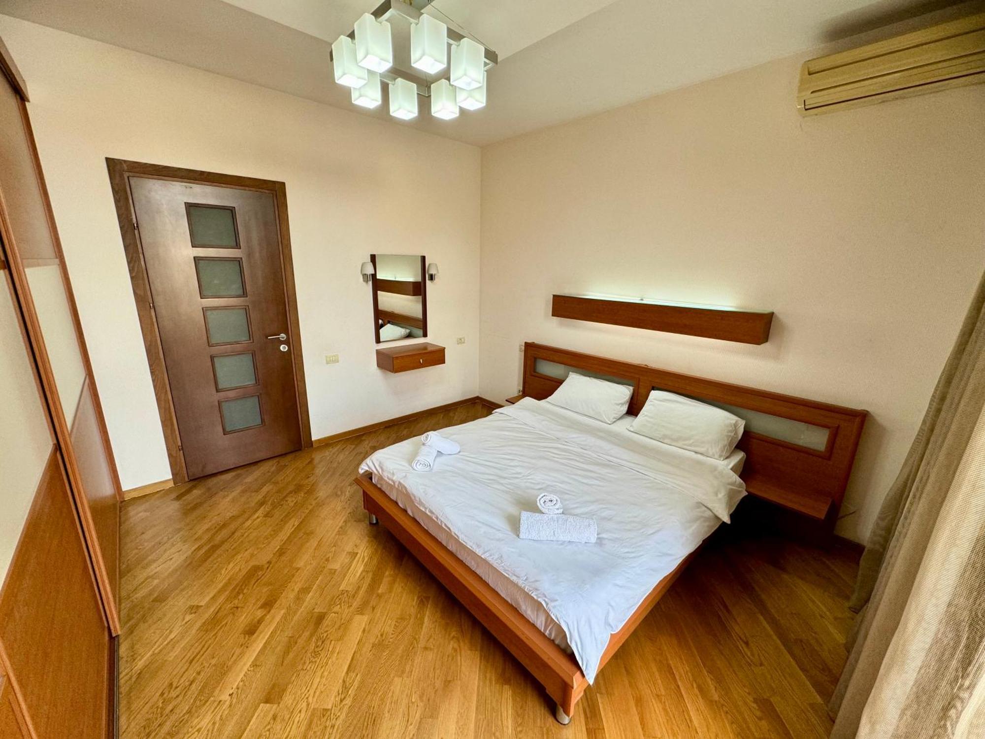 Four Seasons Apartment By Baku Housing Ngoại thất bức ảnh